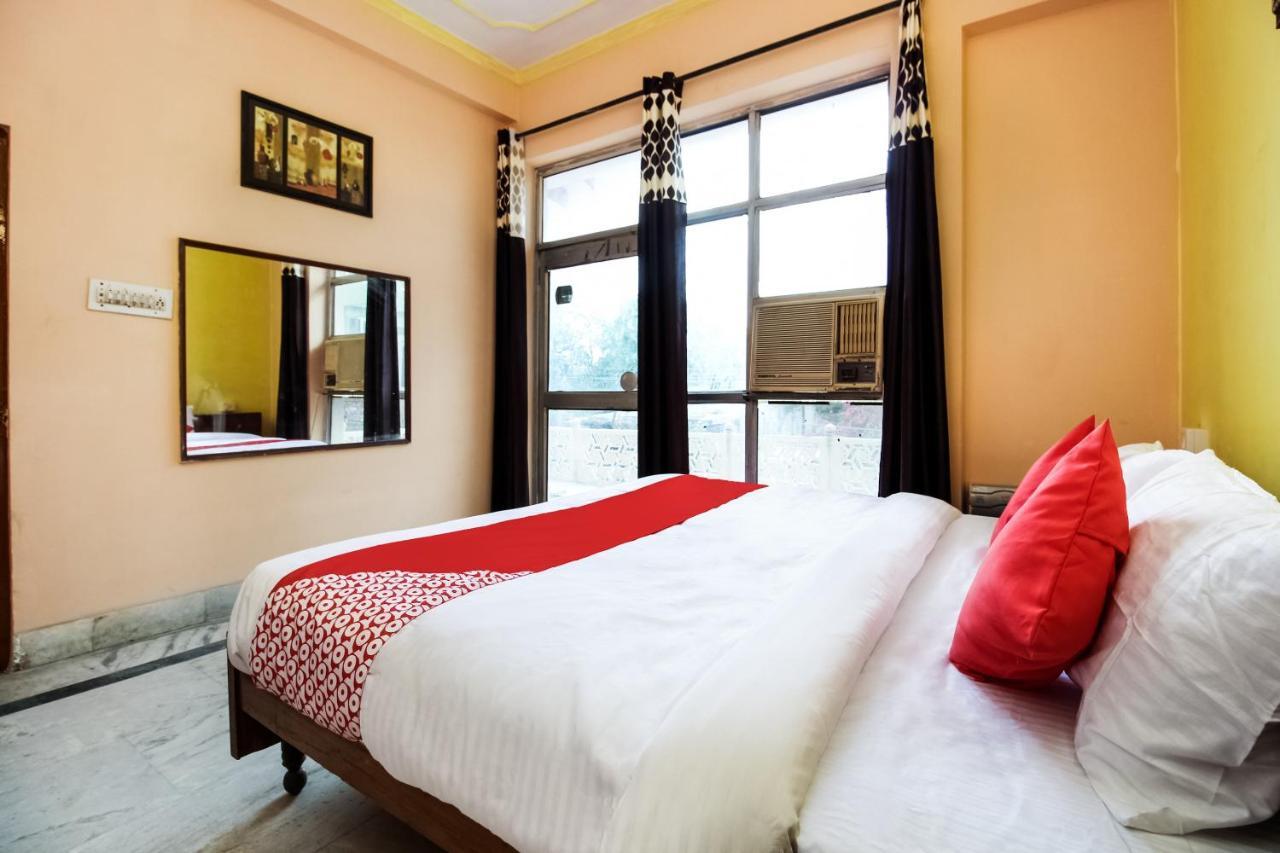 OYO 29394 Hotel Apoorva Deluxe Jaipur Buitenkant foto