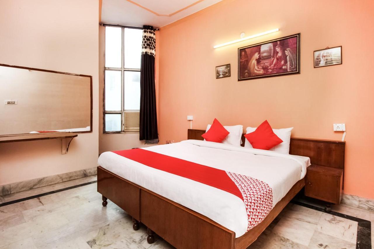 OYO 29394 Hotel Apoorva Deluxe Jaipur Buitenkant foto